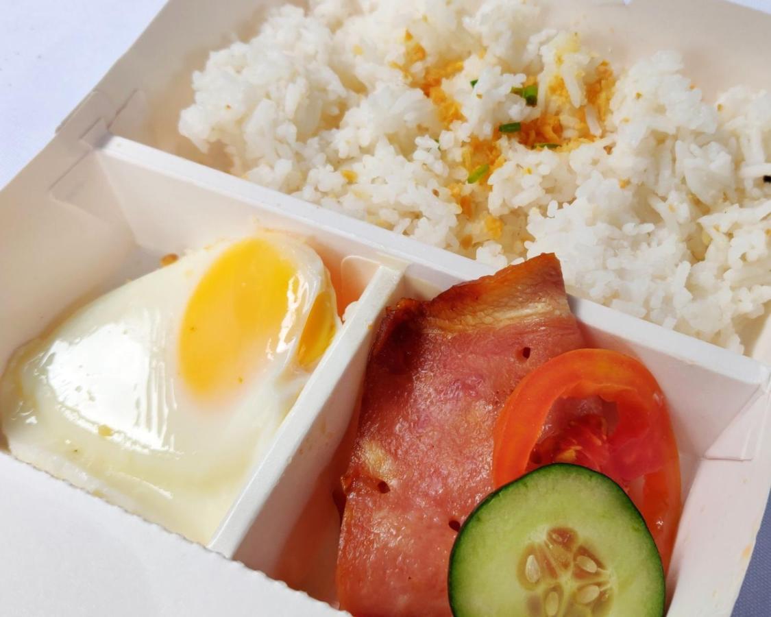 Reddoorz Plus Near Naia Expressway Pasay Kültér fotó