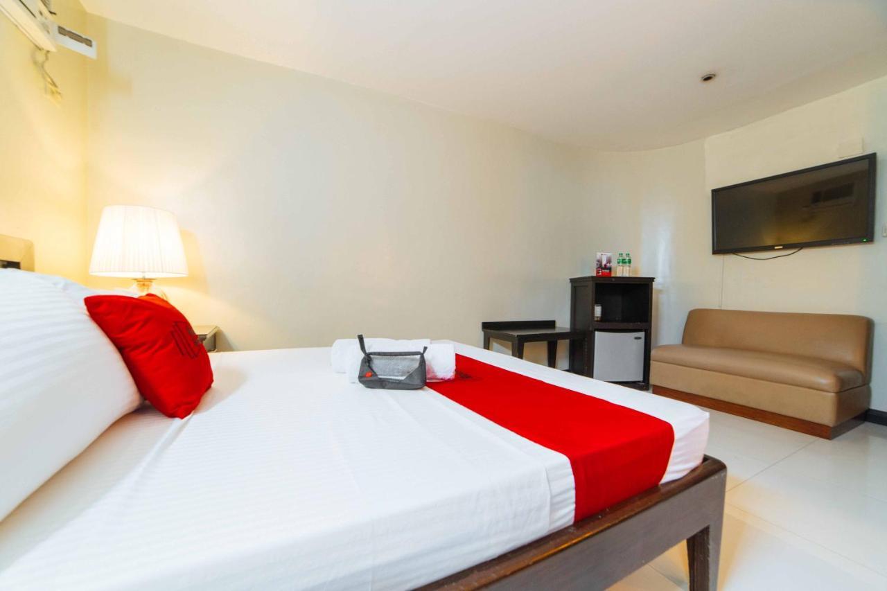 Reddoorz Plus Near Naia Expressway Pasay Kültér fotó